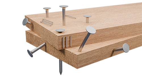 含釘子與釘針等金屬的木板